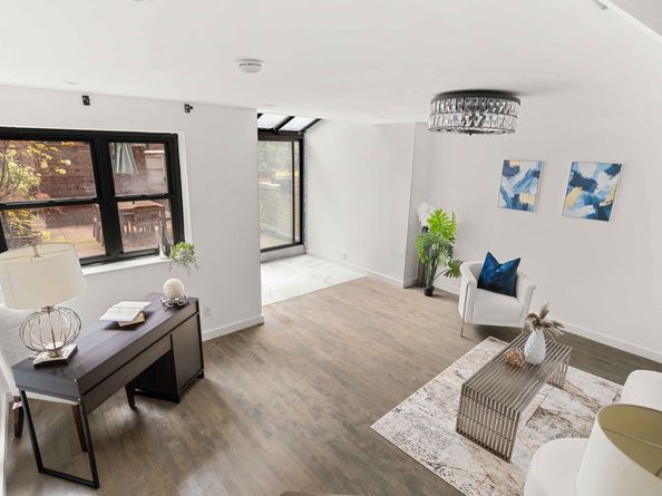 225 East 86th Street 204, New York NY 10028