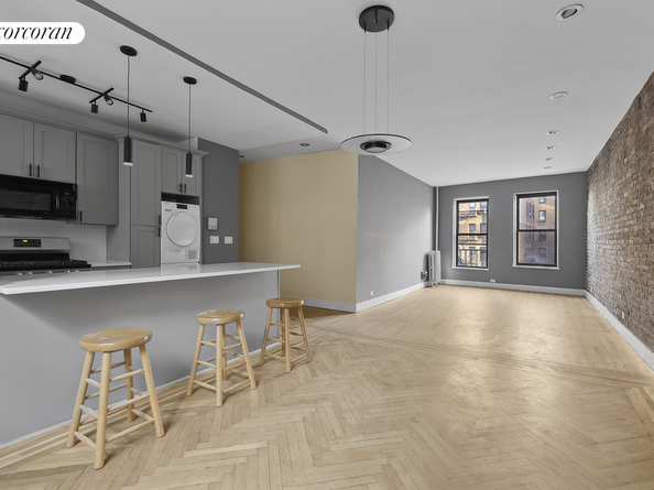 880 West 181st Street 4D, New York NY 10033