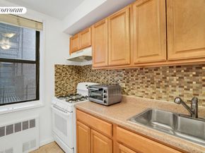 345 Webster Avenue 1G, Brooklyn NY 11230