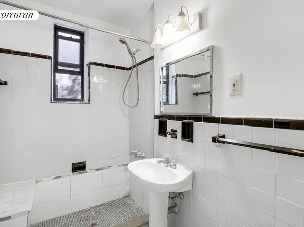 345 Webster Avenue 1G, Brooklyn NY 11230