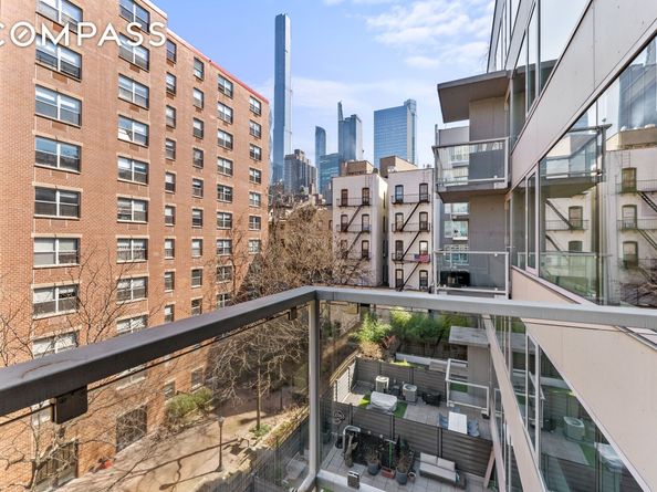 425 West 53rd Street 416, New York NY 10019