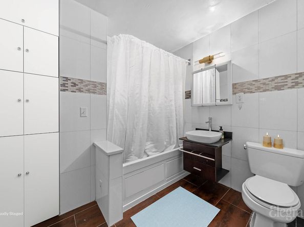 415 Grand Street E905, New York NY 10002