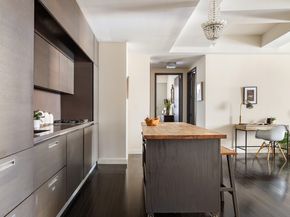 20 Pine Street 1518, New York NY 10005