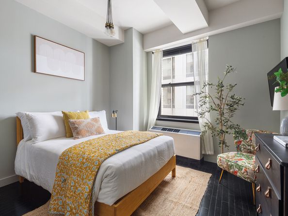 20 Pine Street 1518, New York NY 10005