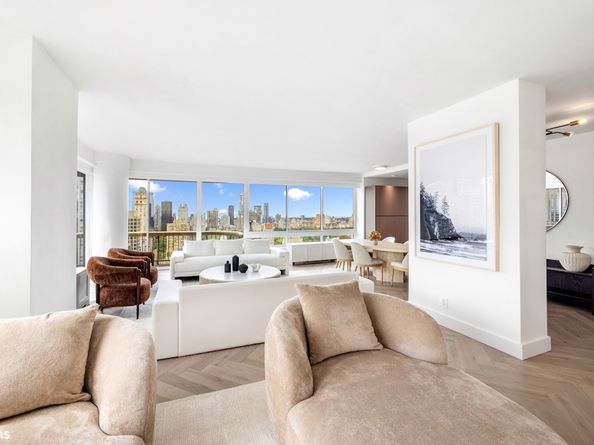 167 East 61st Street 37C, New York NY 10065