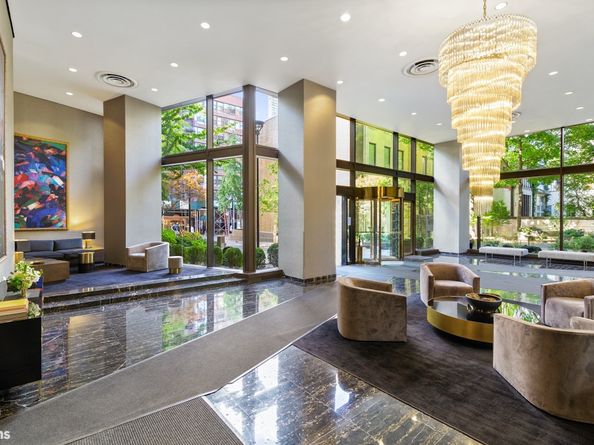 167 East 61st Street 37C, New York NY 10065