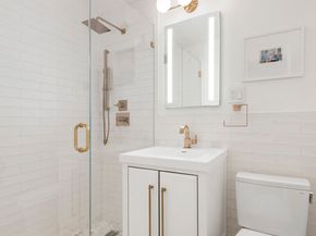 305 East 24th Street 12N, New York NY 10010