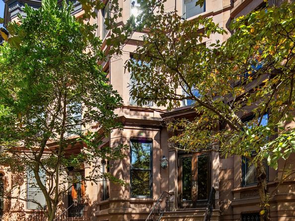 757 Carroll Street, Brooklyn NY 11215