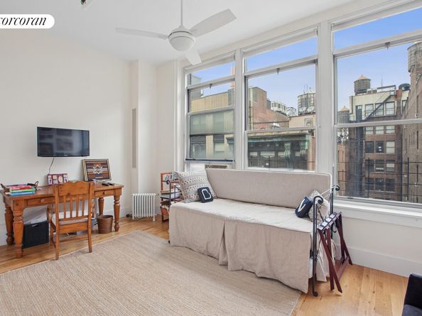 12 West 17th Street 10, New York NY 10011