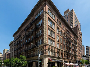 23 Waverly Place 5DE, New York NY 10003