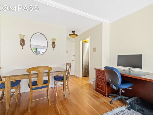300 East 54th Street 2G, New York NY 10022
