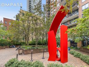 300 East 54th Street 2G, New York NY 10022
