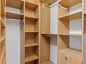 300 East 54th Street 2G, New York NY 10022