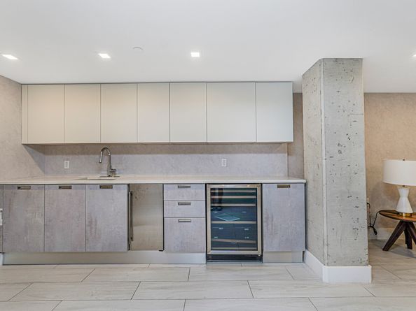 2218 Ocean Avenue 2F, Brooklyn NY 11229
