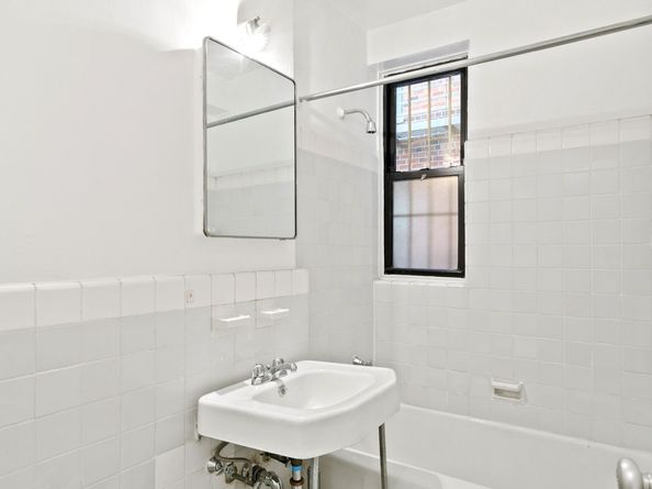 60 East 9th Street 235, New York NY 10003