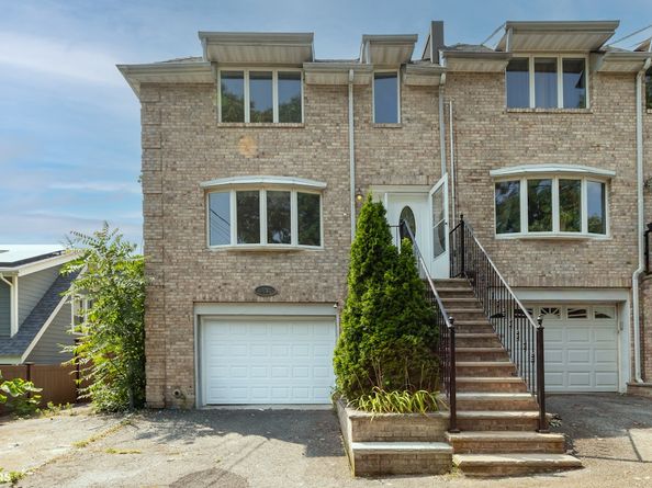 5637 Delafield Avenue, Bronx NY 10471