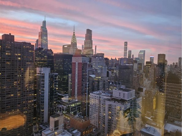330 East 38th Street 43D, New York NY 10016
