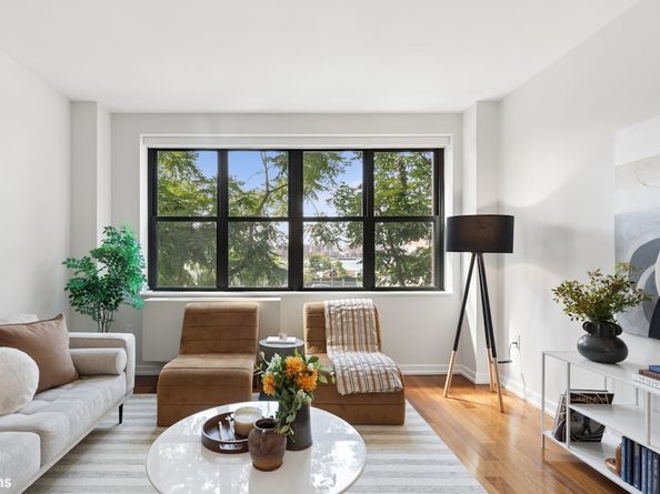 58 Metropolitan Avenue 2D, Brooklyn NY 11249