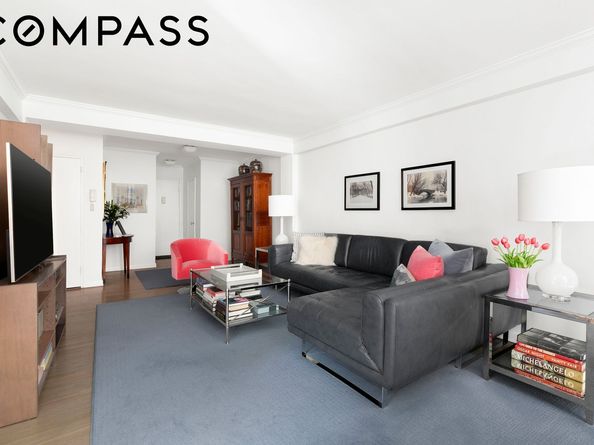 30 East 9th Street 4M, New York NY 10003