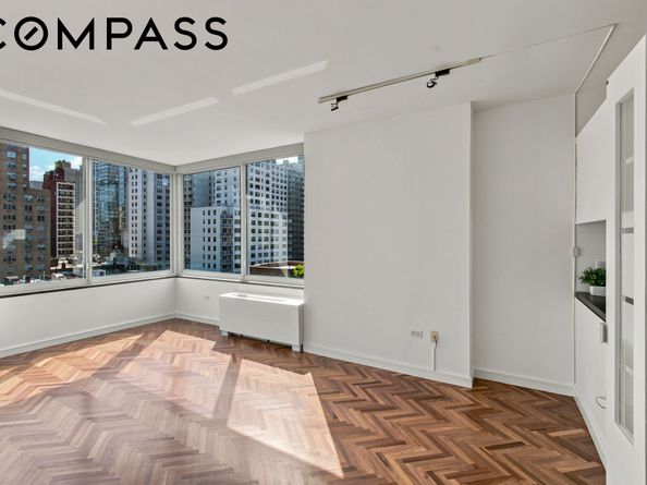 360 East 88th Street 9B, New York NY 10128