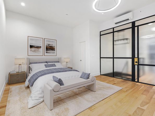 5-12 51st Avenue 1, Queens NY 11101