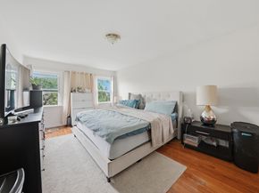 10-37 Bay 31 St Street 2, Queens NY 11691