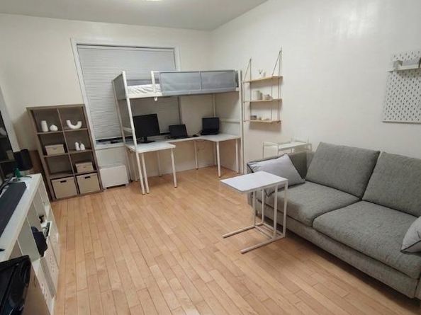 136-05 Sanford Avenue 2E, Queens NY 11355