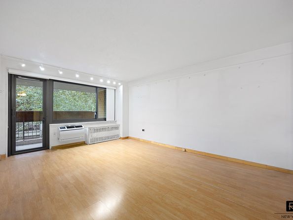 333 Pearl Street 4F, New York NY 10038