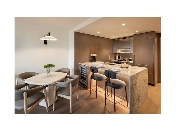 111 West 56th Street 35J, New York NY 10019