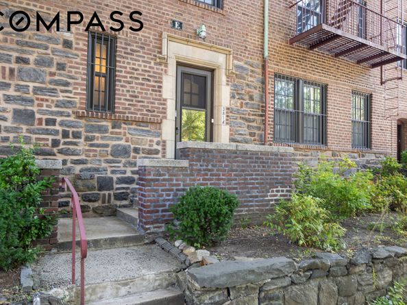 3814 Johnson Avenue E, Bronx NY 10463