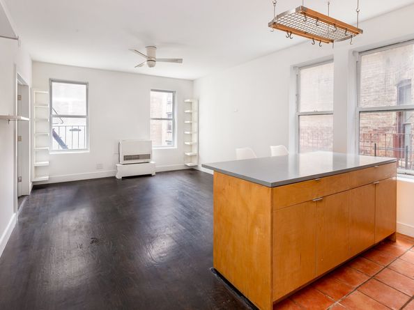 1264 Amsterdam Avenue 4D, New York NY 10027