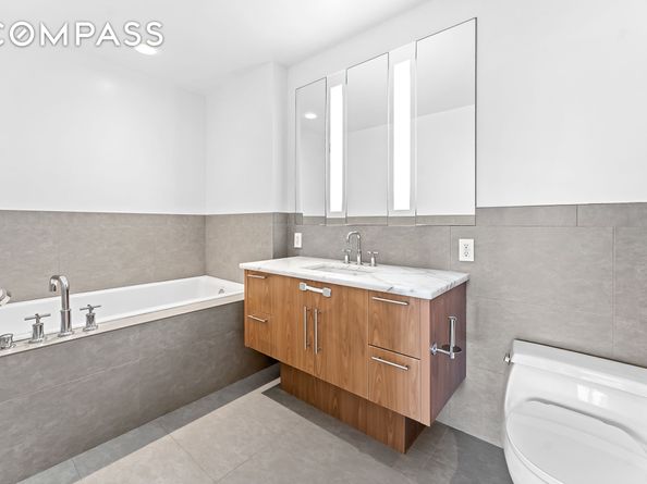 306 Gold Street 37C, Brooklyn NY 11201