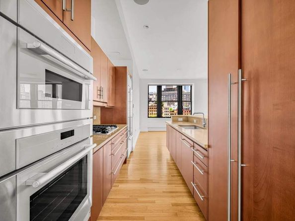 124 Hudson Street 6D, New York NY 10013
