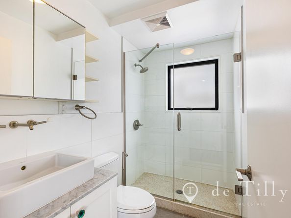 349 16th Street 5, Brooklyn NY 11215