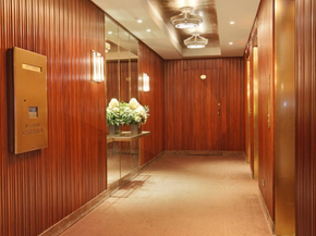 20 East 9th Street 7V, New York NY 10003