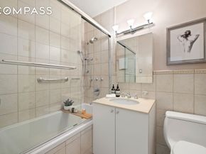 20 East 9th Street 7V, New York NY 10003