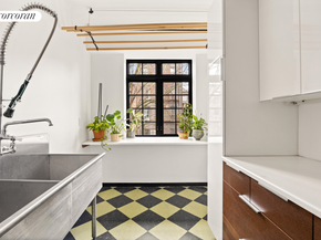 52 Sidney Place, Brooklyn NY 11201