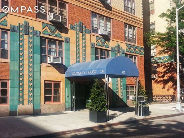 235 East 22nd Street 4T, New York NY 10010