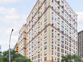 235 East 22nd Street 4T, New York NY 10010