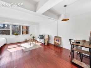210 East 63rd Street 11F, New York NY 10065