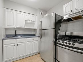58-03 Calloway Street 4M, Queens NY 11368