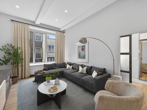 21 East 22nd Street 4C, New York NY 10010