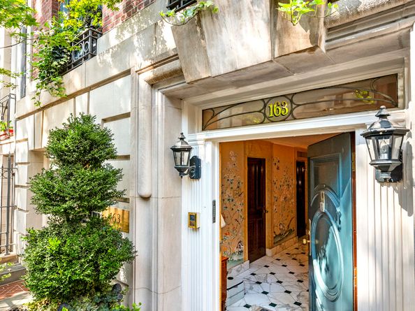 163 East 64th Street, New York NY 10065