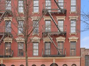 354 West 12th Street 4D, New York NY 10014-1769