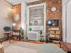 204 West 10th Street 7, New York NY 10014