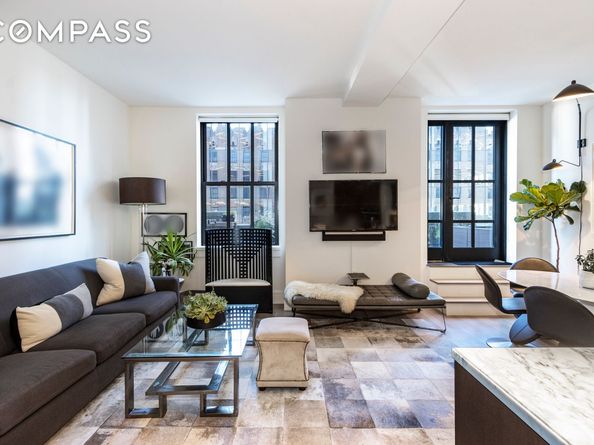 100 Barclay Street 14M, New York NY 10007