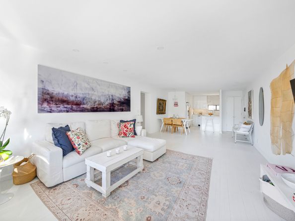 211 West 71st Street 12A, New York NY 10023