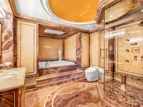 721 5th Avenue 63AB, New York NY 10022