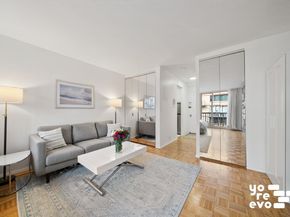 393 West 49th Street 4DD, New York NY 10019