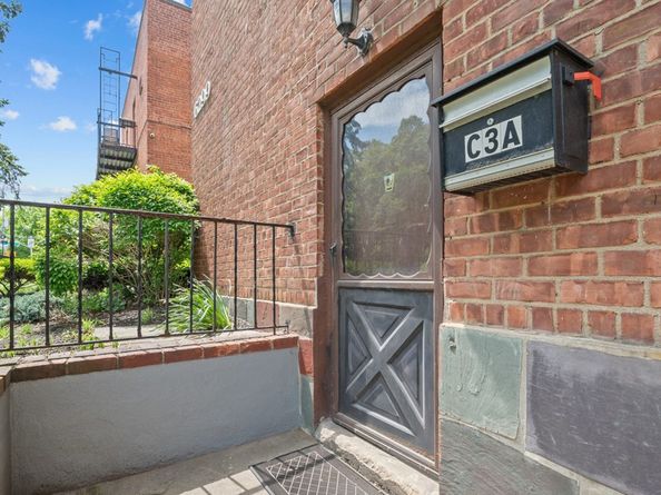 6299 Broadway C3A, Bronx NY 10471